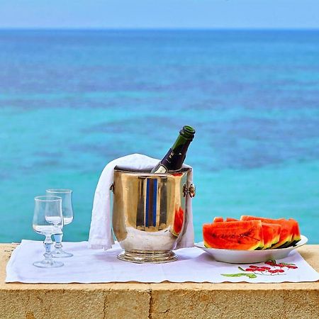 Be Mediterraneo, In Centro Sul Mare - In The Center Beach Front - 80 Mq Trapani Exterior foto