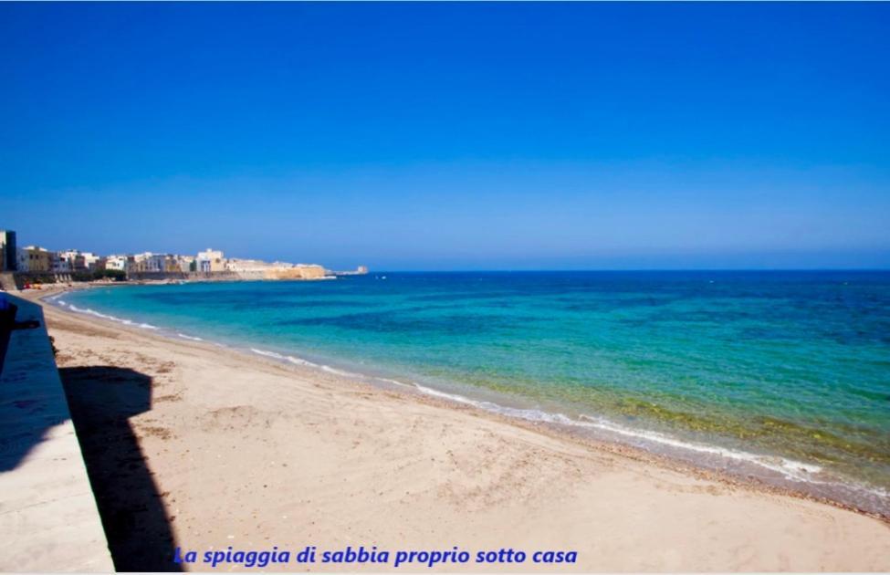 Be Mediterraneo, In Centro Sul Mare - In The Center Beach Front - 80 Mq Trapani Exterior foto